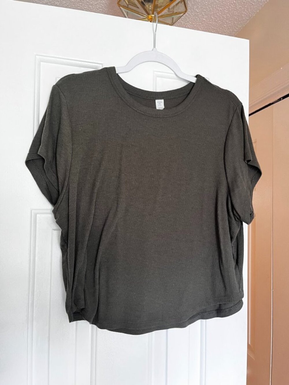 Old Navy Women's UltraLite Go-Dry Hunter Green Rib Knit Crop Top XXL